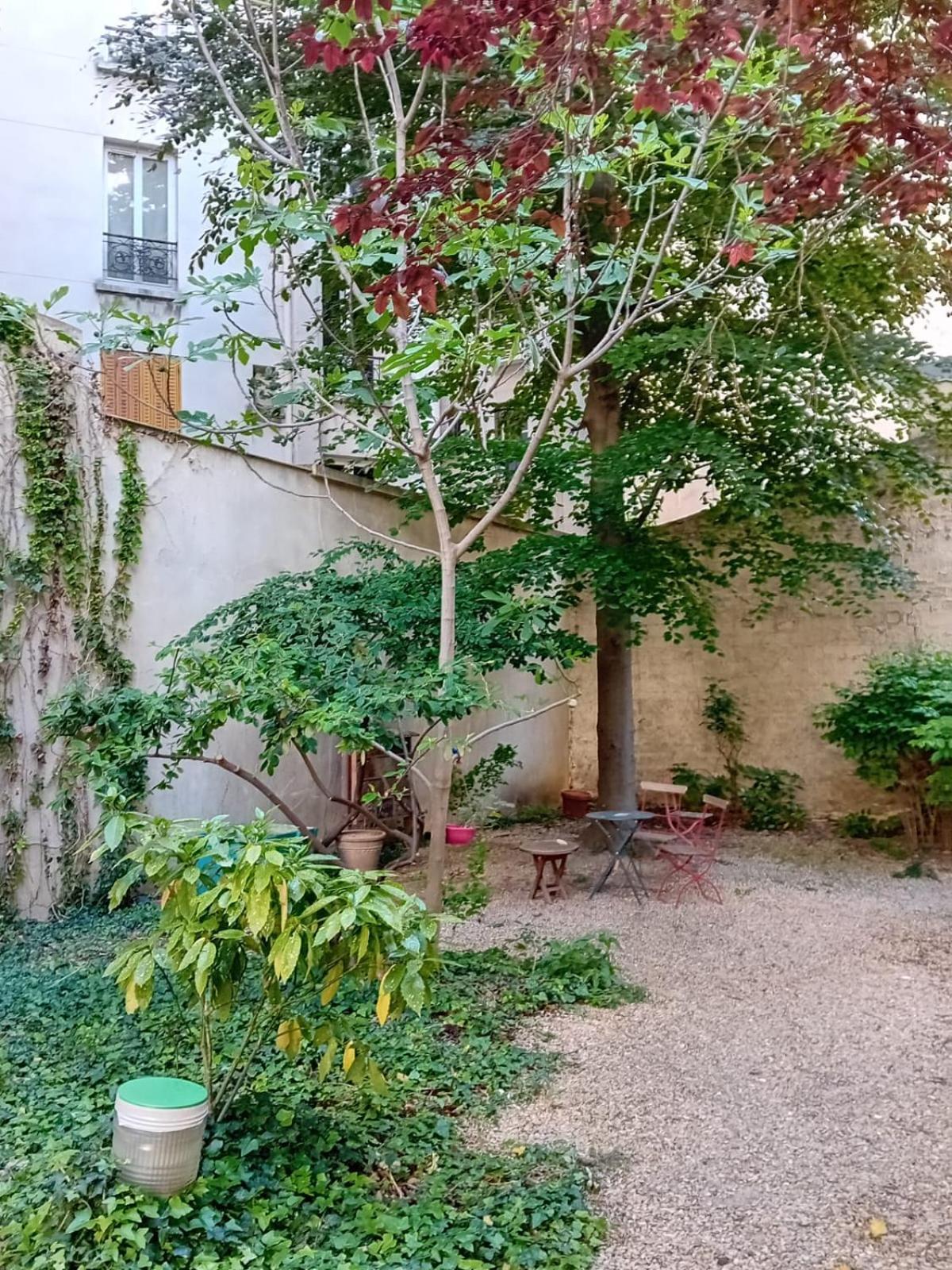 Cocon Parisien Avec Balcon & Parking Prive Apartment *